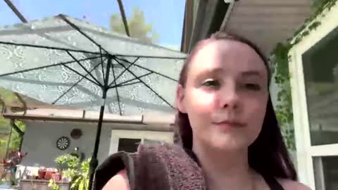 Snapshot of syndica chatting on 06-17-26, 07:26 Jennah online show from 06-17-26, 07:26