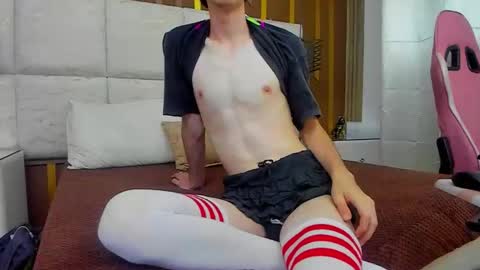 Syriussz online show from 03-04-26, 01:44