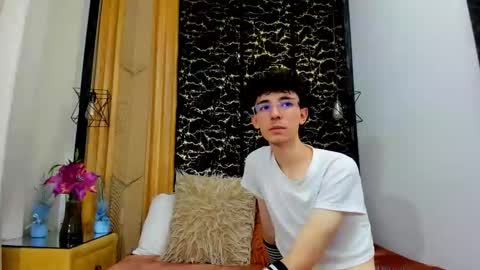 Syriussz online show from 03-07-26, 07:33