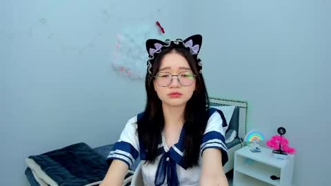 Snapshot of syuri_sun chatting on 06-03-26, 02:33 Yuki online show from 06-03-26, 02:33