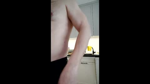 black sofa online show from 03-04-26, 07:36