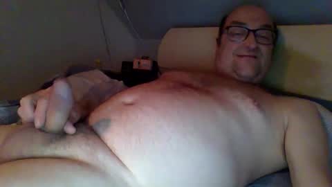 Snapshot of t0815 chatting on 02-28-25, 08:28 t0815 online show from 02-28-25, 08:28