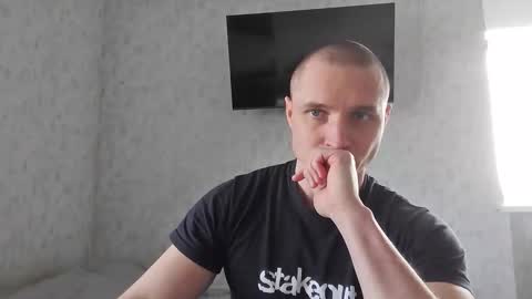 Den online show from 04-22-26, 07:22