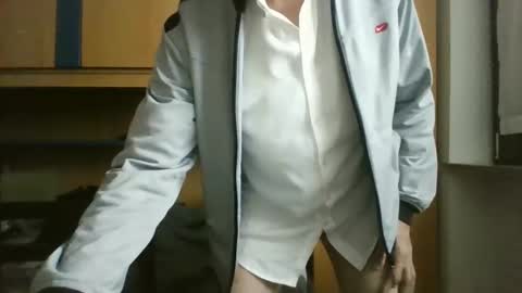 Snapshot of t5519t chatting on 10-30-25, 01:56 t5519t online show from 10-30-25, 01:56