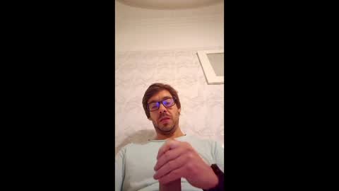 t_fuenzalida online show from 12-16-25, 02:49