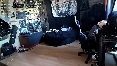 Lina online show from 03-22-26, 03:04