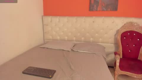 Tachala  online show from 10-15-25, 02:55