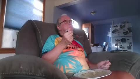 Snapshot of tacrunner66_ chatting on 07-06-26, 02:19 tacrunner66_ online show from 07-06-26, 02:19