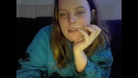 tacyluxe online show from 05-21-26, 08:54