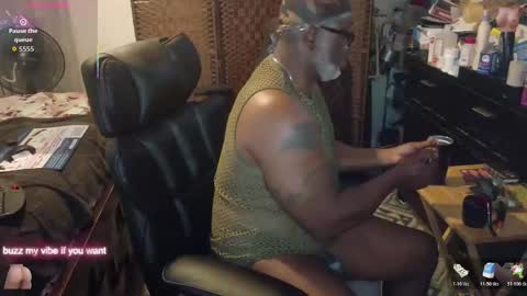 Tadaha72 online show from 11-11-25, 04:51