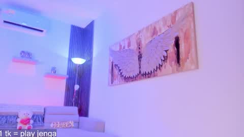 Tahiela  online show from 02-12-26, 10:54