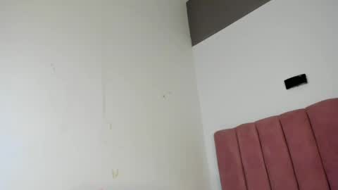 Tahira online show from 04-17-26, 08:34