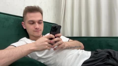 Alex online show from 04-25-26, 05:10