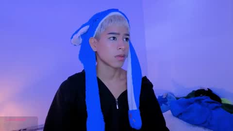 taichi online show from 09-25-25, 06:22