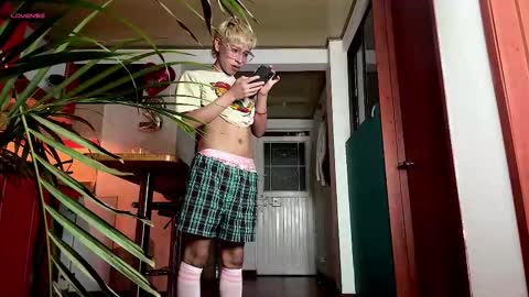 taichi online show from 12-17-25, 12:16