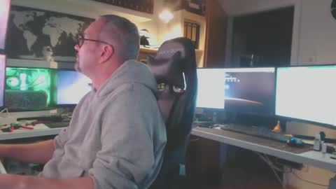 Oliver online show from 12-19-24, 03:30