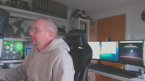 Oliver online show from 01-03-25, 12:30