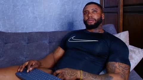 Tairon Tucke online show from 02-26-25, 04:36