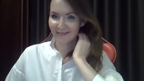taisialucky77 online show from 10-17-25, 06:54
