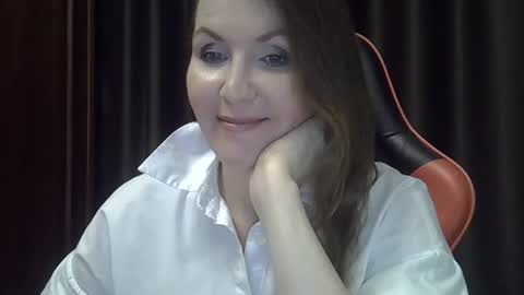 taisialucky77 online show from 10-20-25, 06:19