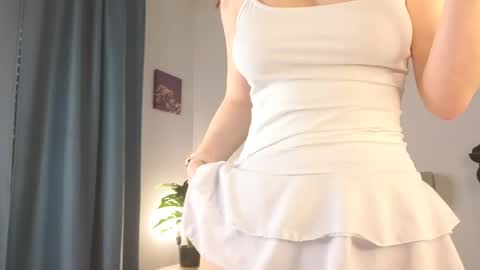 Lizzy online show from 04-09-26, 04:45