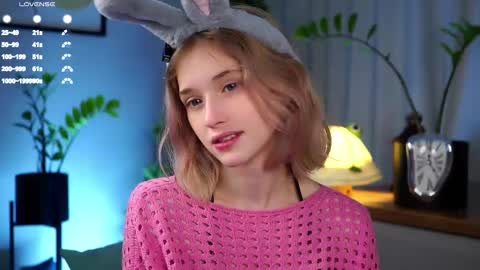 Snapshot of taitehambelton chatting on 02-18-25, 02:16 Mia online show from 02-18-25, 02:16