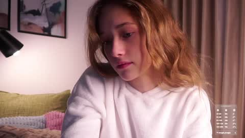 Snapshot of taitehambelton chatting on 11-03-25, 02:57 Mia online show from 11-03-25, 02:57