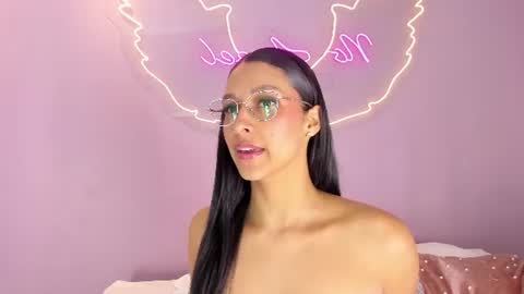 Snapshot of talianahernandez chatting on 07-22-26, 04:43 talianahernandez online show from 07-22-26, 04:43