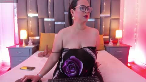 tali  online show from 12-15-25, 09:52