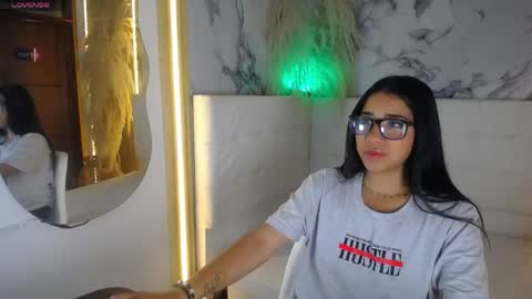 taliasweett online show from 04-18-26, 01:26