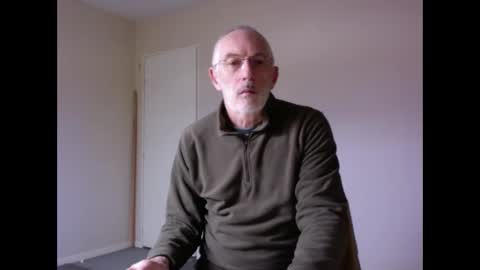 Jack Pierrot online show from 12-22-24, 01:11