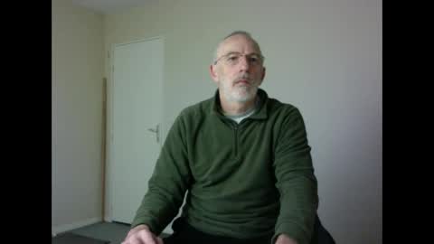 Jack Pierrot online show from 12-29-24, 04:38