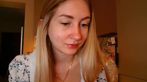  Kira  online show from 03-09-26, 06:28