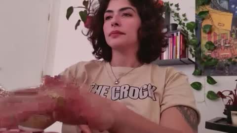 Tali Majid online show from 12-15-25, 12:09