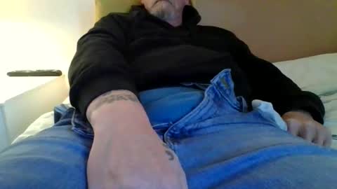 Snapshot of tallboy53 chatting on 02-10-25, 11:46 Ill tell you if you really want to know. online show from 02-10-25, 11:46