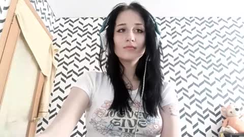 Snapshot of tamamanchester chatting on 03-31-26, 02:35 Margo online show from 03-31-26, 02:35