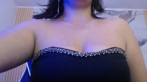Snapshot of tamara_ch1 chatting on 11-15-25, 05:38 tamara_ch1 online show from 11-15-25, 05:38