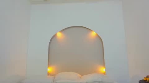 tamara_rouse57 online show from 10-15-25, 05:57