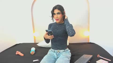 tamara_rouse57 online show from 10-17-25, 05:54