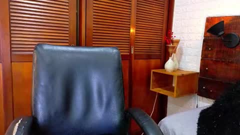 Snapshot of tamara_sanz1 chatting on 09-30-25, 09:58 online show from 09-30-25, 09:58