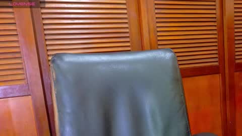 Snapshot of tamara_sanz1 chatting on 10-10-25, 11:42 online show from 10-10-25, 11:42