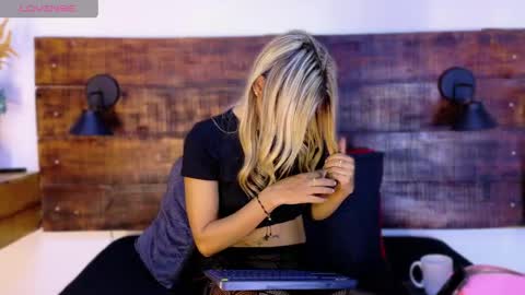    online show from 04-23-26, 12:29