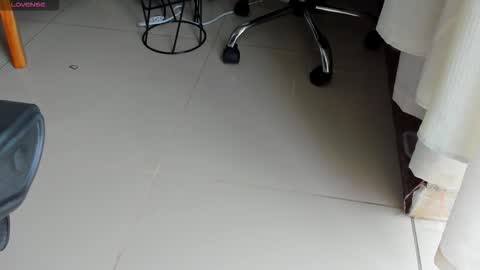 Snapshot of tamara_serra__ chatting on 09-14-25, 06:18 TAMARA SERRA online show from 09-14-25, 06:18