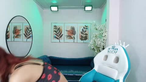 Snapshot of tamara_slimx chatting on 05-07-26, 12:05 Tamara online show from 05-07-26, 12:05