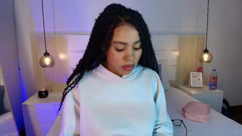 Snapshot of tamara_walter chatting on 12-13-25, 07:53 Tamara online show from 12-13-25, 07:53