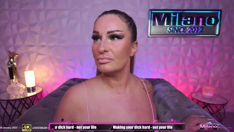 Snapshot of tamaramilano chatting on 01-06-25, 09:41 TamaraMilano online show from 01-06-25, 09:41