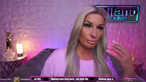 Snapshot of tamaramilano chatting on 01-21-25, 02:15 TamaraMilano online show from 01-21-25, 02:15