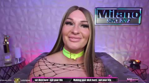 Snapshot of tamaramilano chatting on 02-18-25, 09:43 TamaraMilano online show from 02-18-25, 09:43