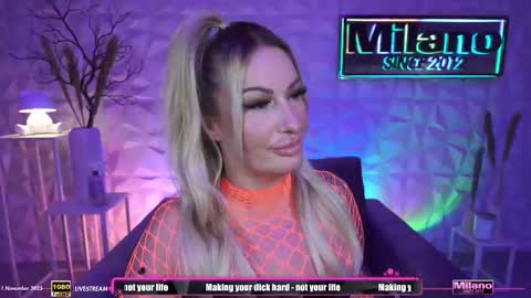 Snapshot of tamaramilano chatting on 11-11-25, 09:31 TamaraMilano online show from 11-11-25, 09:31