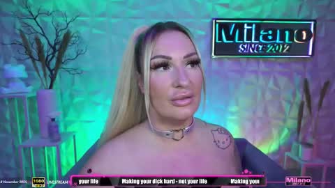 Snapshot of tamaramilano chatting on 11-18-25, 09:14 TamaraMilano online show from 11-18-25, 09:14